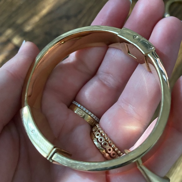 Michael Kors gold bangles in great condition - Picture 4 of 5